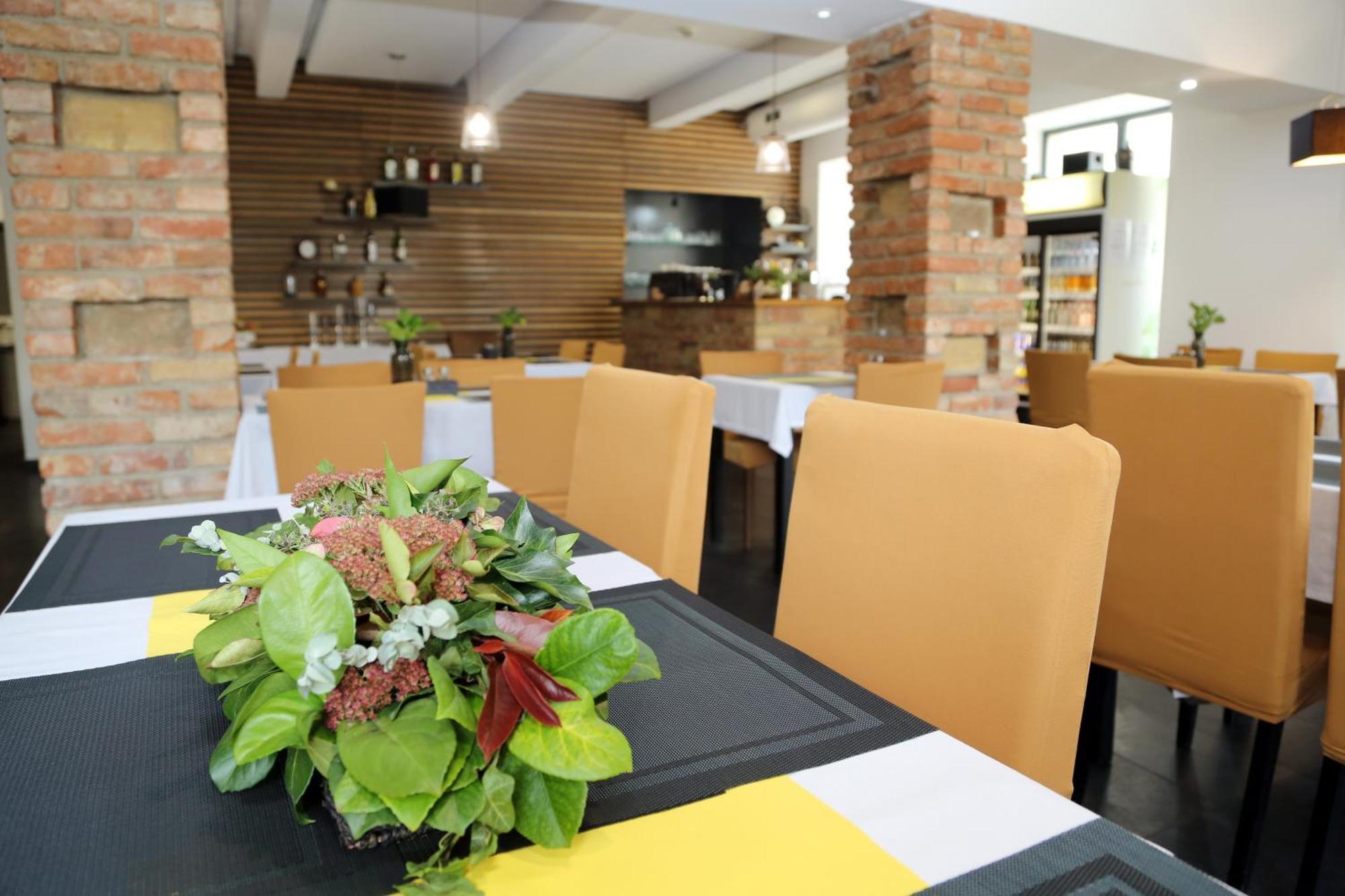 Arena Hotel Šamorín Екстериор снимка